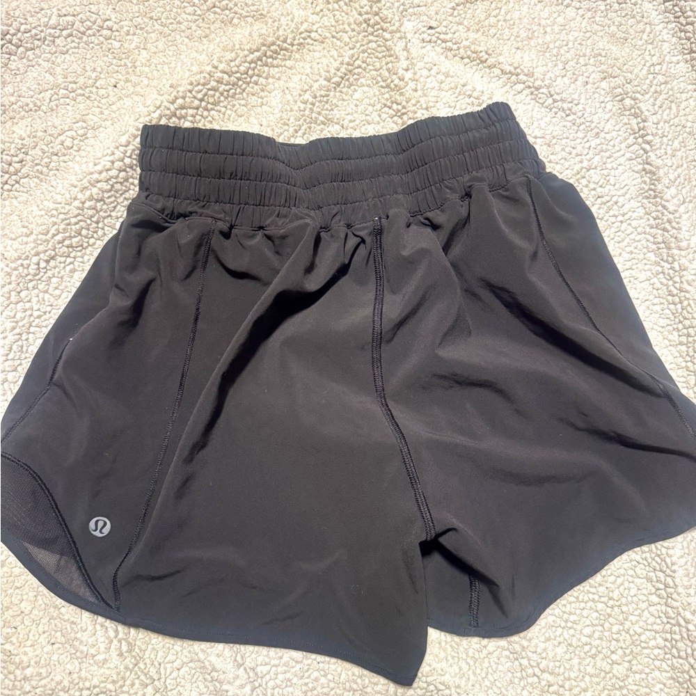 lululemon Black Hotty Hot Shorts 4’’ Size 8